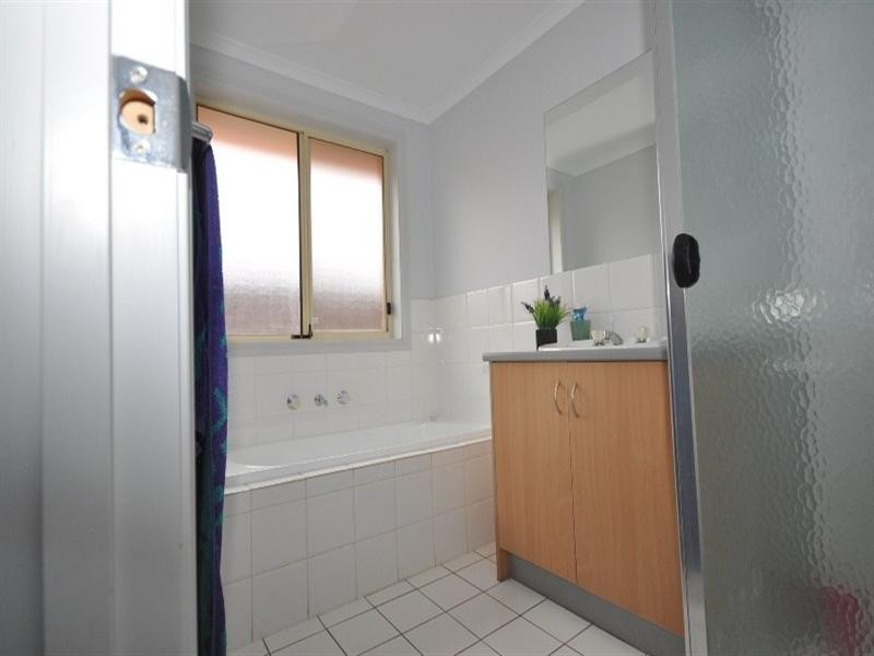 18 Toner Crescent, Evanston Park SA 5116