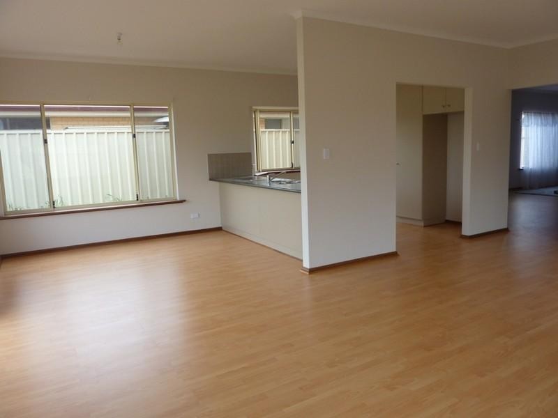 15 Grace Boulevard, Smithfield Plains SA 5114