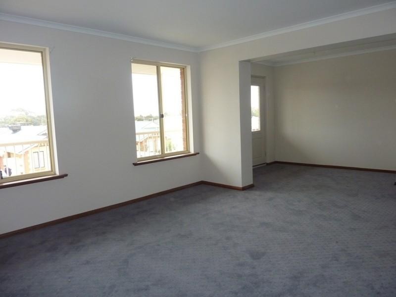 15 Grace Boulevard, Smithfield Plains SA 5114