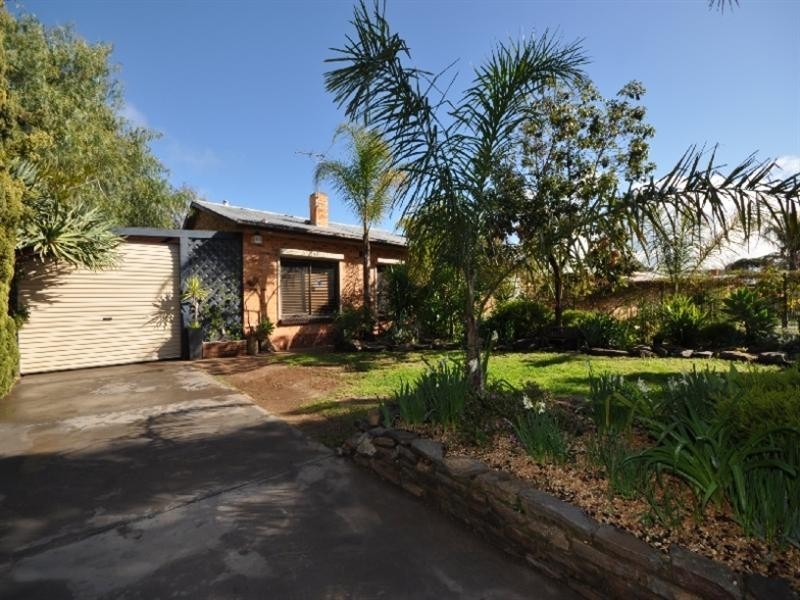 14 Winterbourne Road, Elizabeth Vale SA 5112