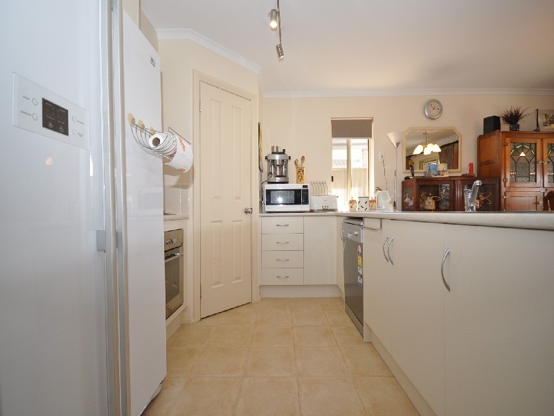 27 Monterey Drive, Munno Para West SA 5115