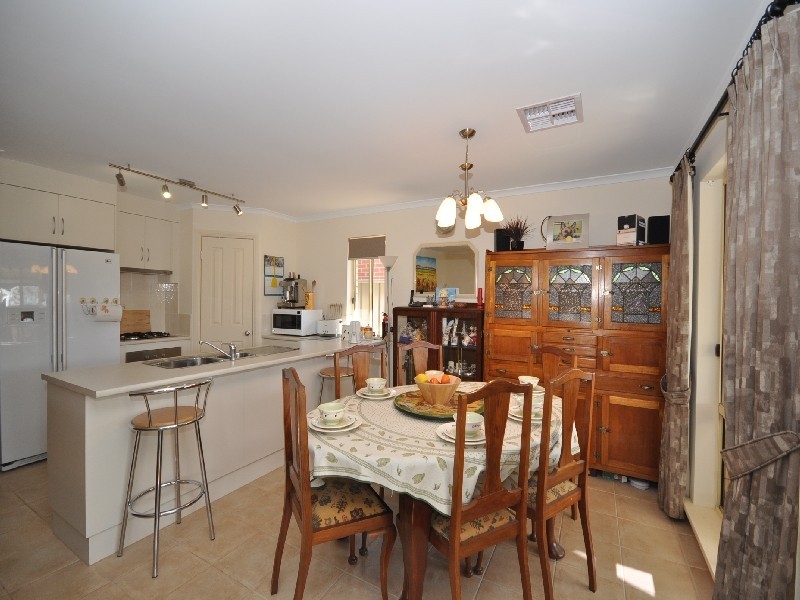 27 Monterey Drive, Munno Para West SA 5115