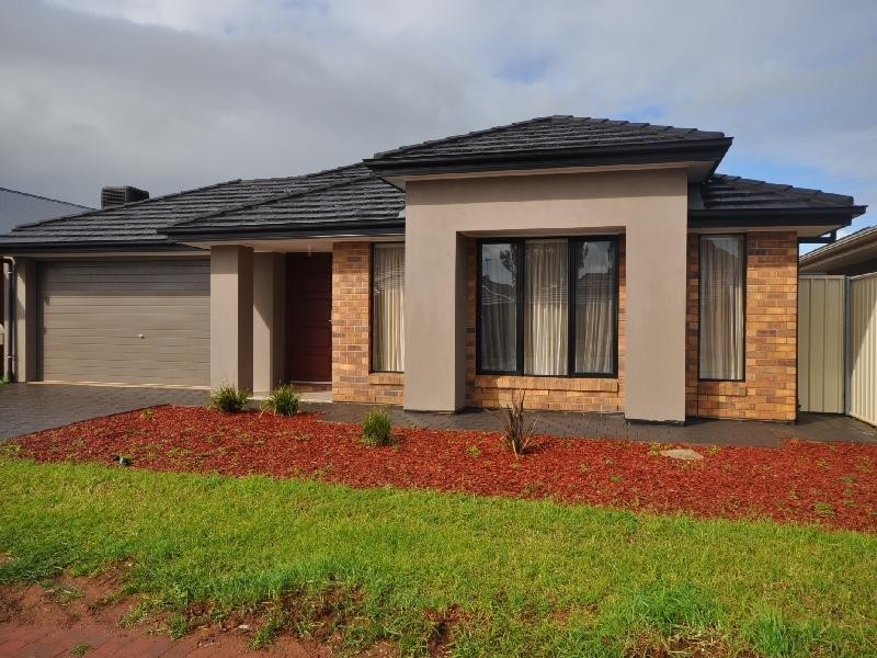 53 Strathaird Boulevard, Smithfield SA 5114