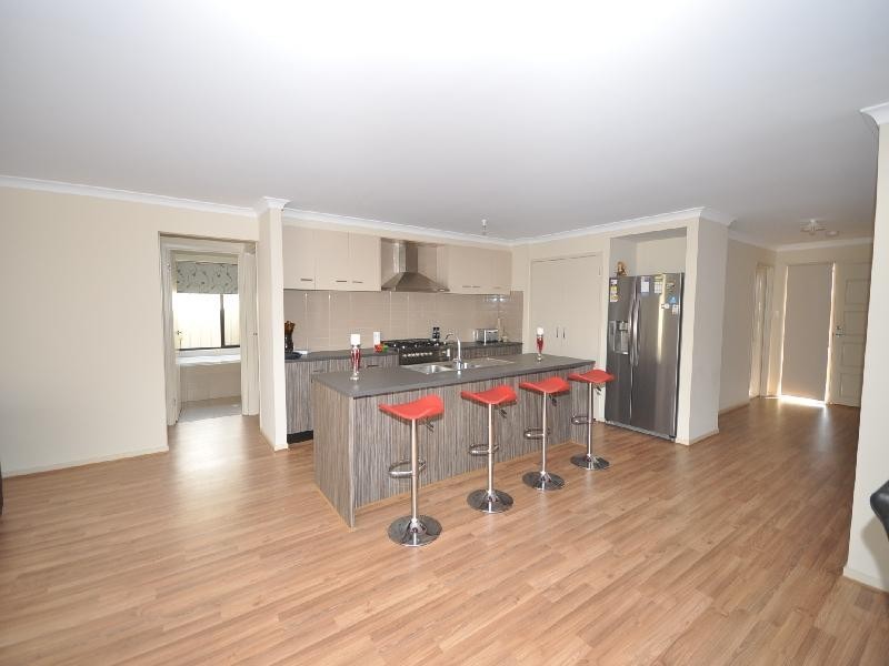 53 Strathaird Boulevard, Smithfield SA 5114