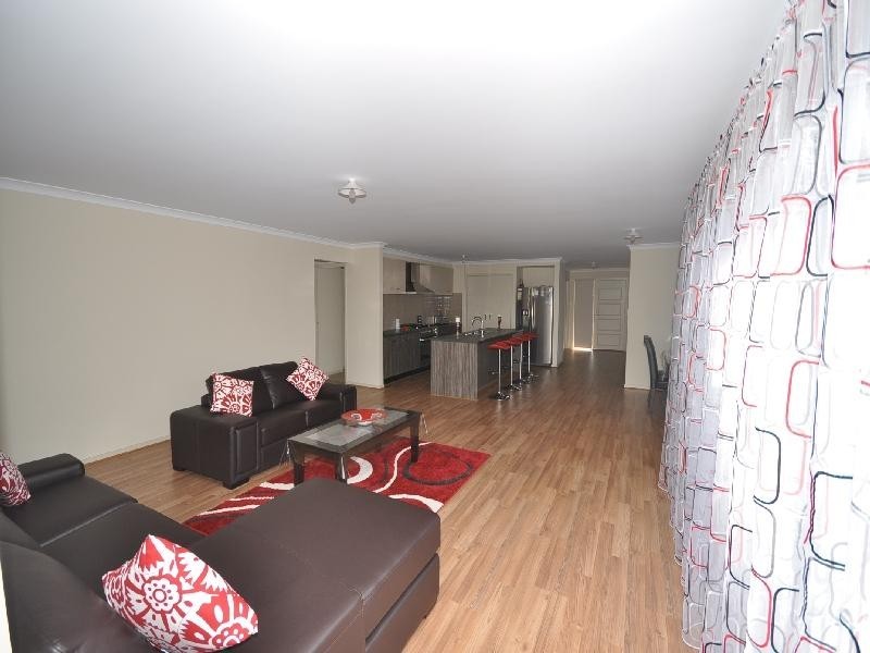 53 Strathaird Boulevard, Smithfield SA 5114