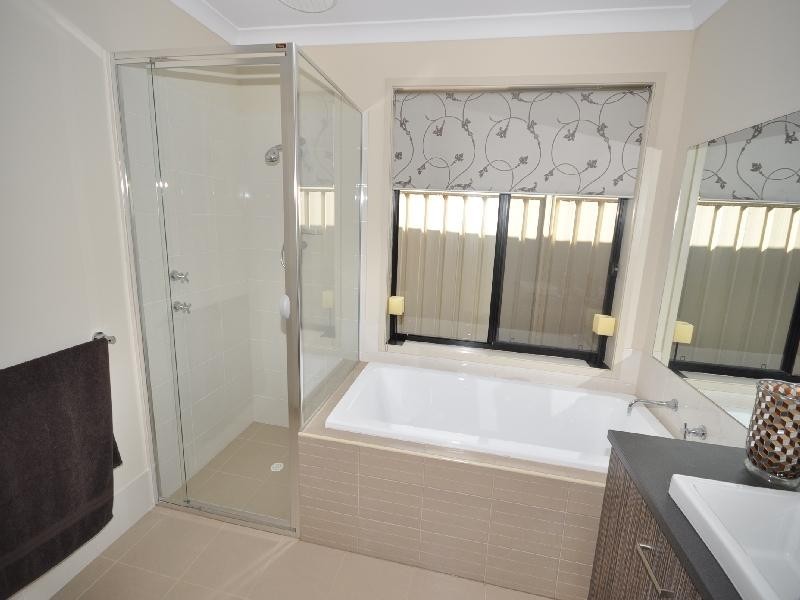 53 Strathaird Boulevard, Smithfield SA 5114