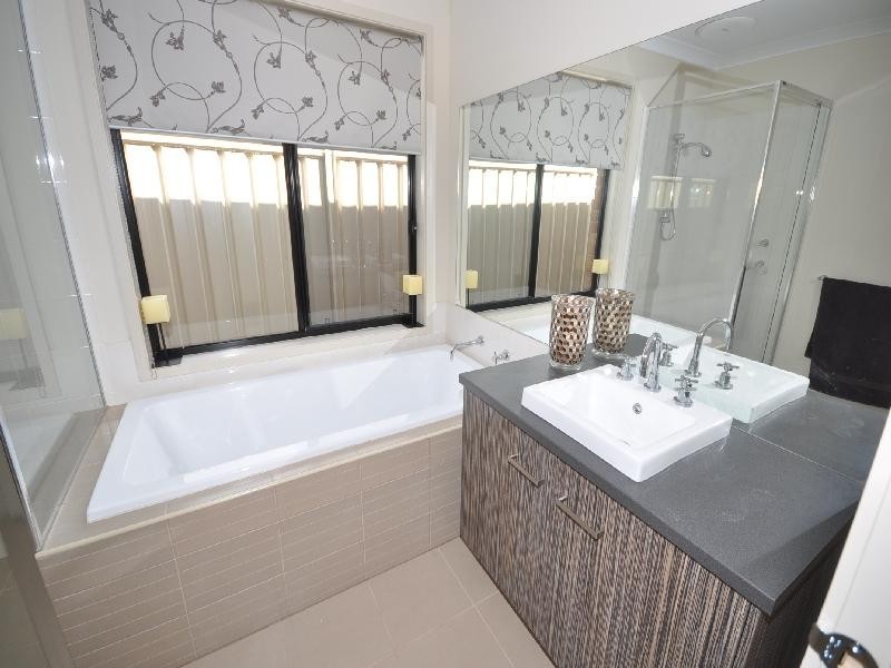 53 Strathaird Boulevard, Smithfield SA 5114