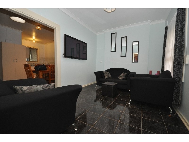 30 Durdin Road, Elizabeth Vale SA 5112