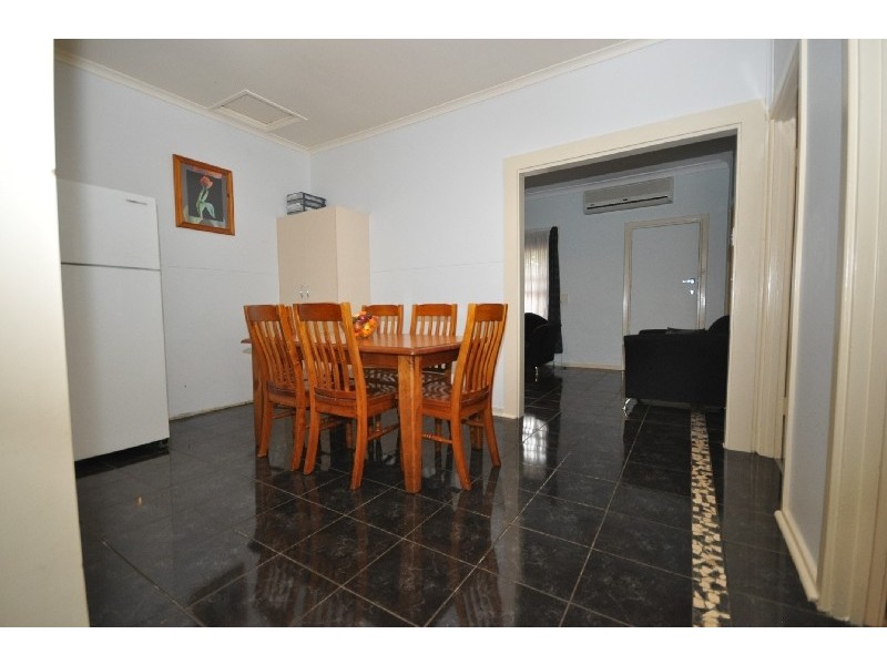 30 Durdin Road, Elizabeth Vale SA 5112