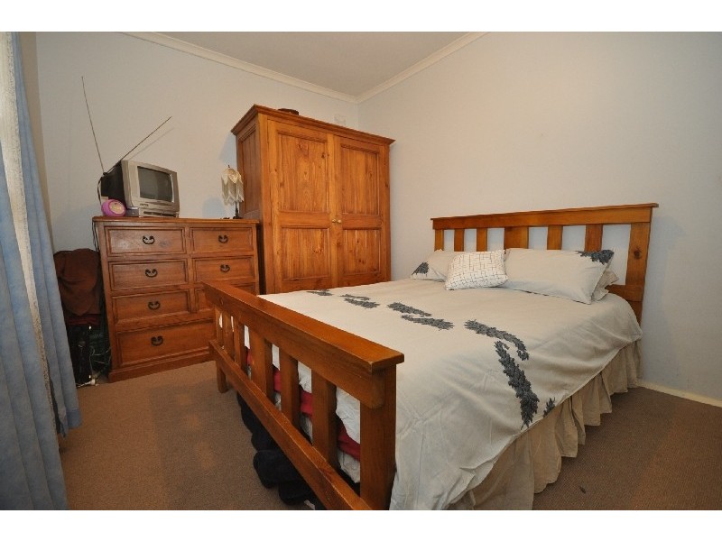 30 Durdin Road, Elizabeth Vale SA 5112