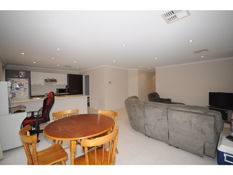 20 Arcadia Drive, Smithfield SA 5114