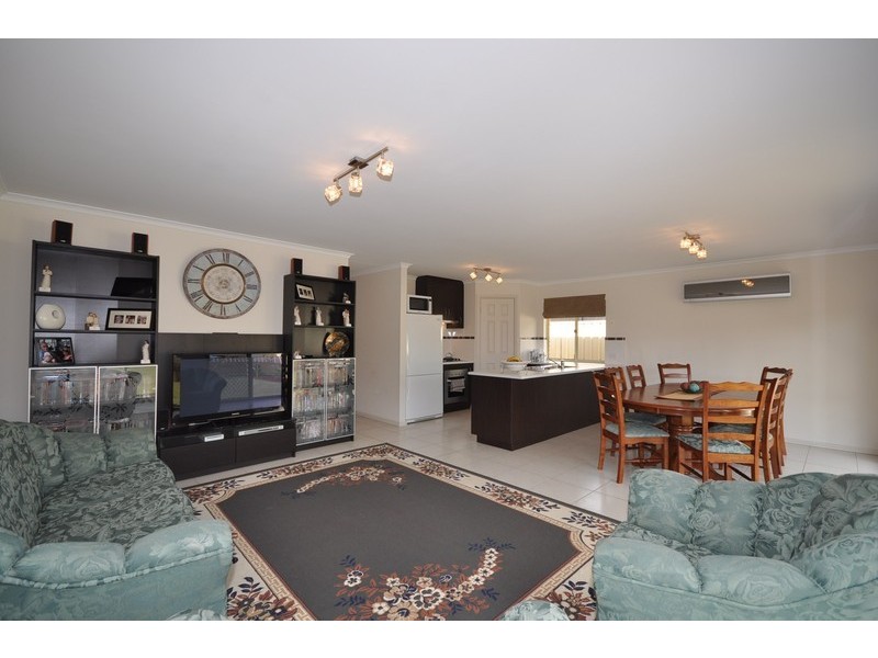 17 Kimvu Court, Munno Para West SA 5115