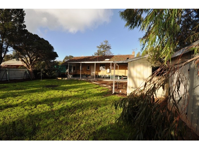 .215 Midway Road, Elizabeth Downs SA 5113