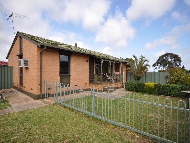 9 Jones Crescent, Elizabeth East SA 5112