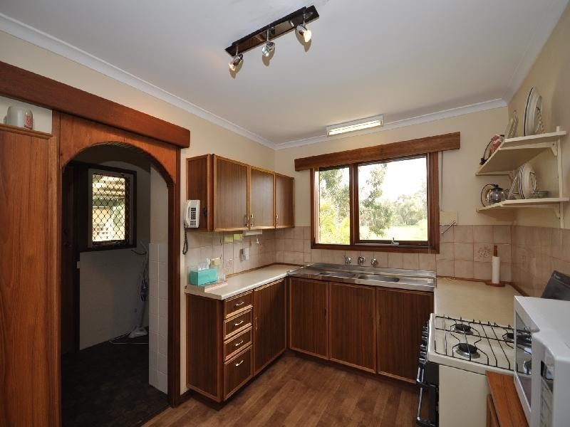 9 Jones Crescent, Elizabeth East SA 5112