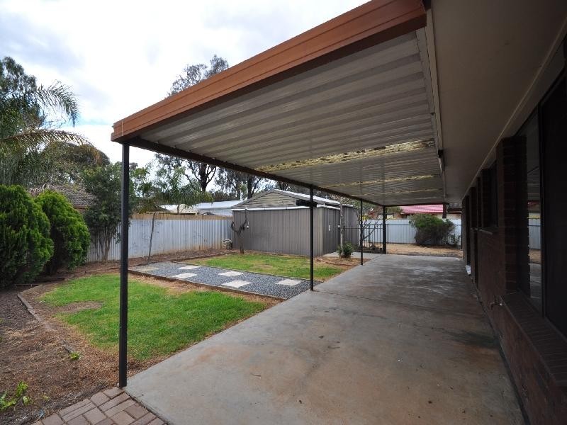 13 Taarnby Drive, Salisbury Downs SA 5108