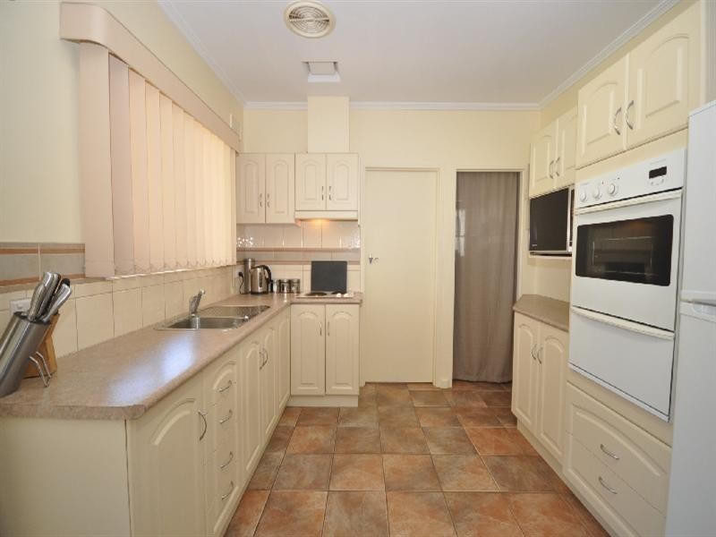 11 Barossa Avenue, Gawler East SA 5118