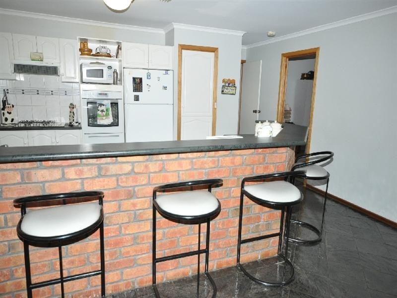 17 Heath Court, Gulfview Heights SA 5096