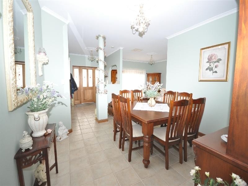 8 Lancelot Street, Blakeview SA 5114