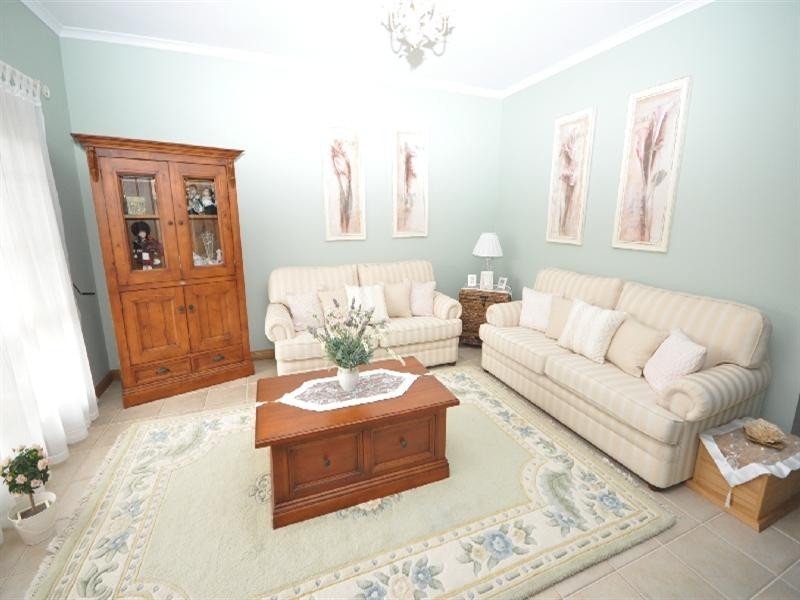 8 Lancelot Street, Blakeview SA 5114