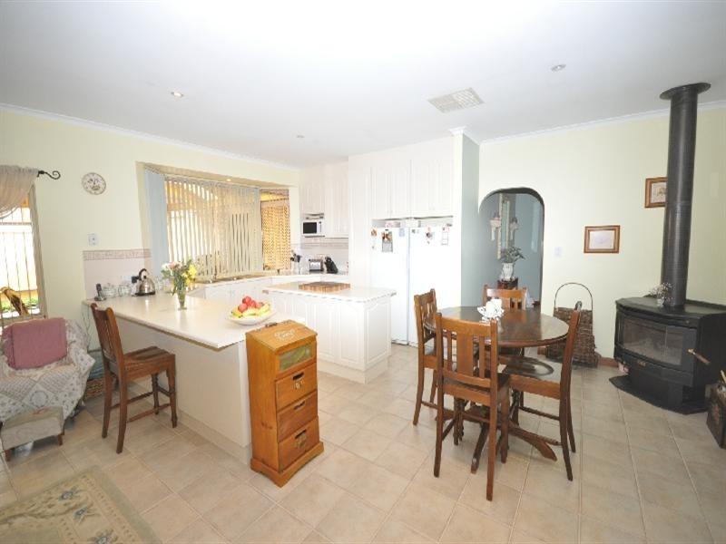 8 Lancelot Street, Blakeview SA 5114