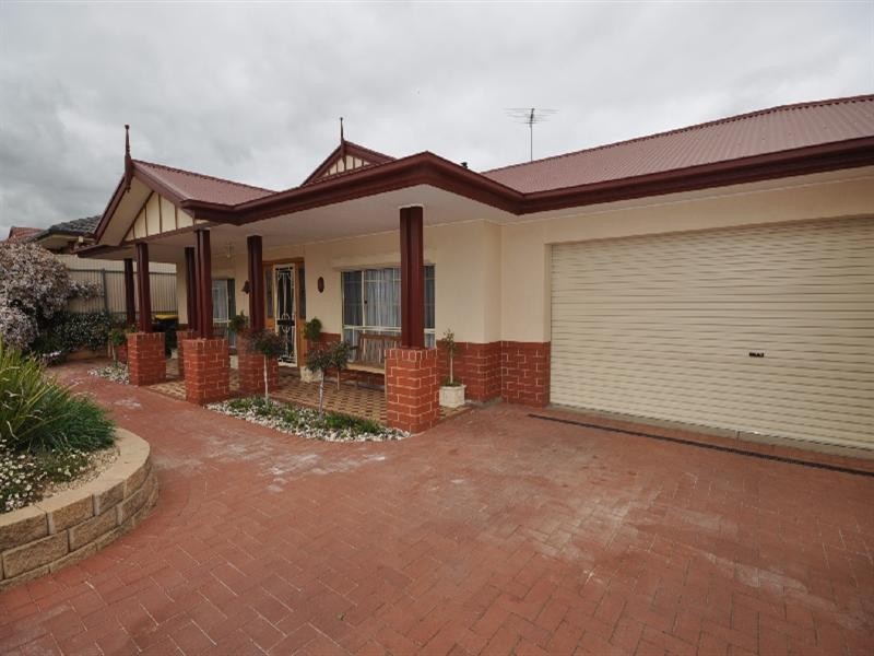 8 Lancelot Street, Blakeview SA 5114