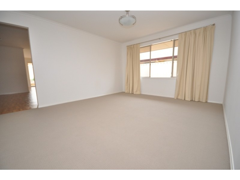 41 Strathaird Boulevard, Smithfield SA 5114