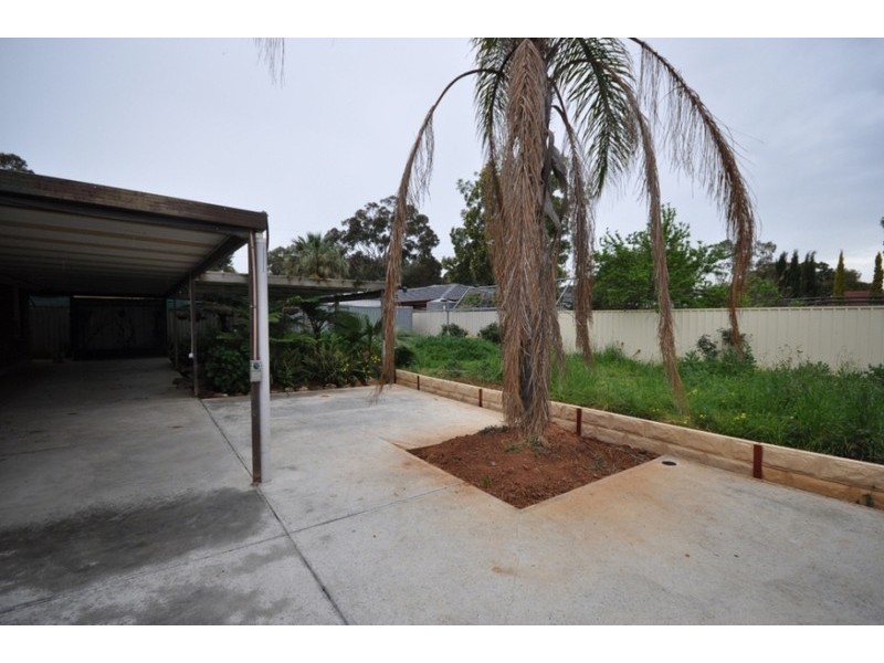 16 Denver Drive, Parafield Gardens SA 5107