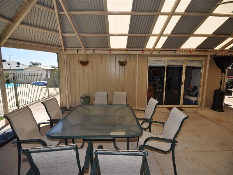 4 Sheffield Place, Blakeview SA 5114