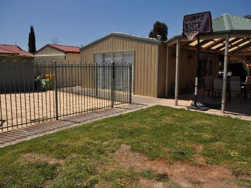 4 Sheffield Place, Blakeview SA 5114