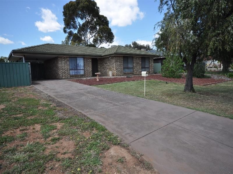 4 Henryk Drive, Hillbank SA 5112