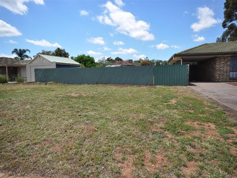 4 Henryk Drive, Hillbank SA 5112
