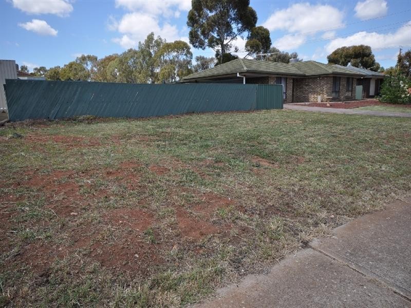 4 Henryk Drive, Hillbank SA 5112