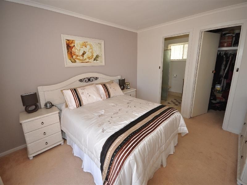 4 Henryk Drive, Hillbank SA 5112