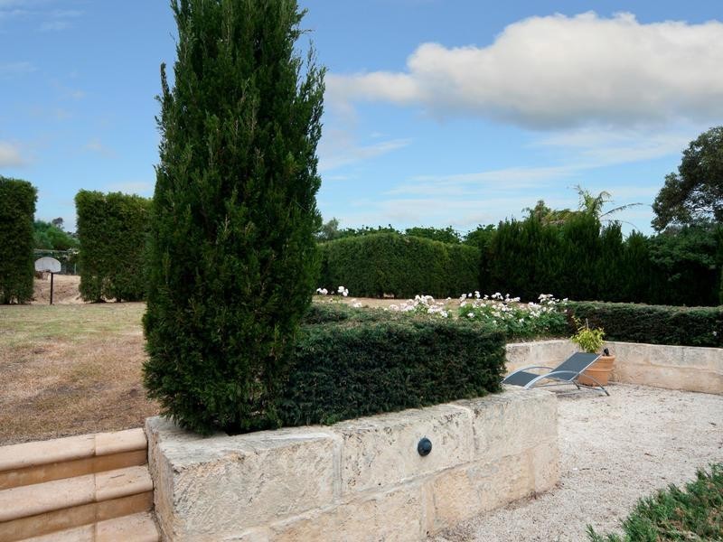 25 Coomurra Drive, Salisbury Heights SA 5109