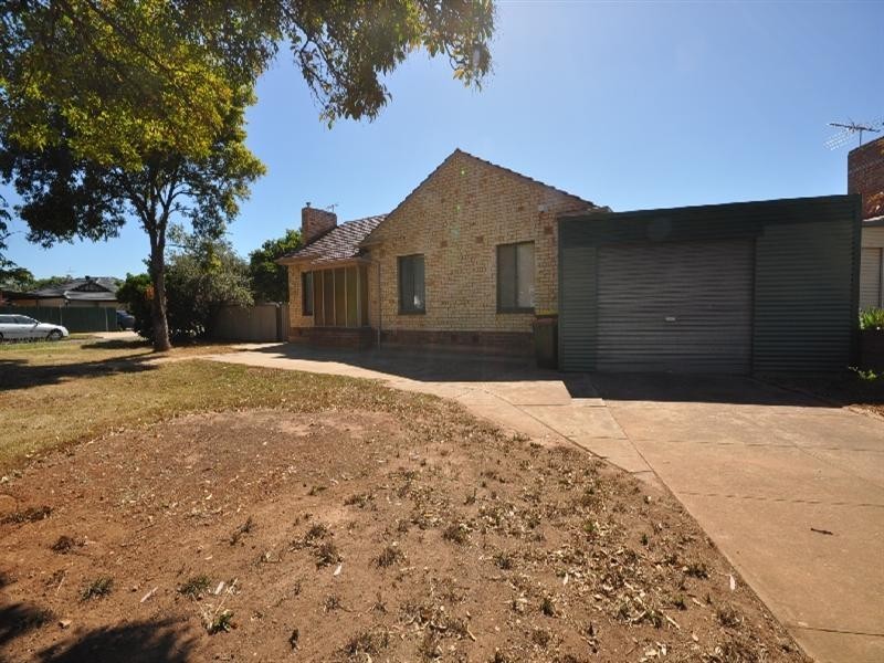 24 Coppleridge Drive, Elizabeth Vale SA 5112