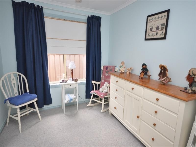 15 Amisfield Crescent, Greenwith SA 5125