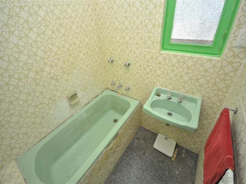 25 Dockett Road, Elizabeth Downs SA 5113