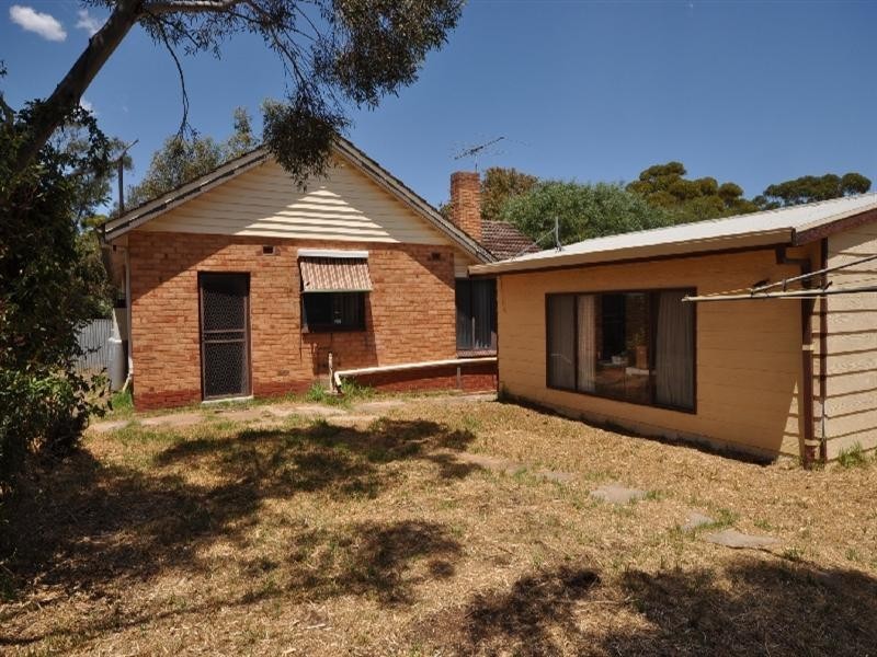 25 Dockett Road, Elizabeth Downs SA 5113