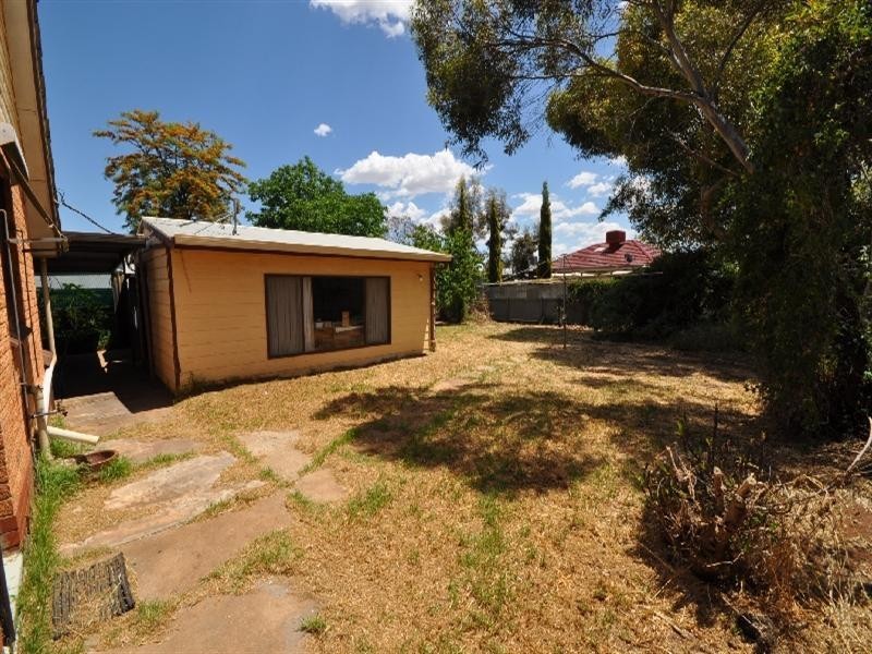 25 Dockett Road, Elizabeth Downs SA 5113