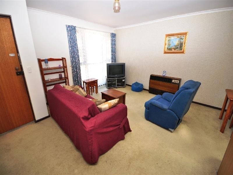 1/4 Douglas Avenue, Salisbury SA 5108