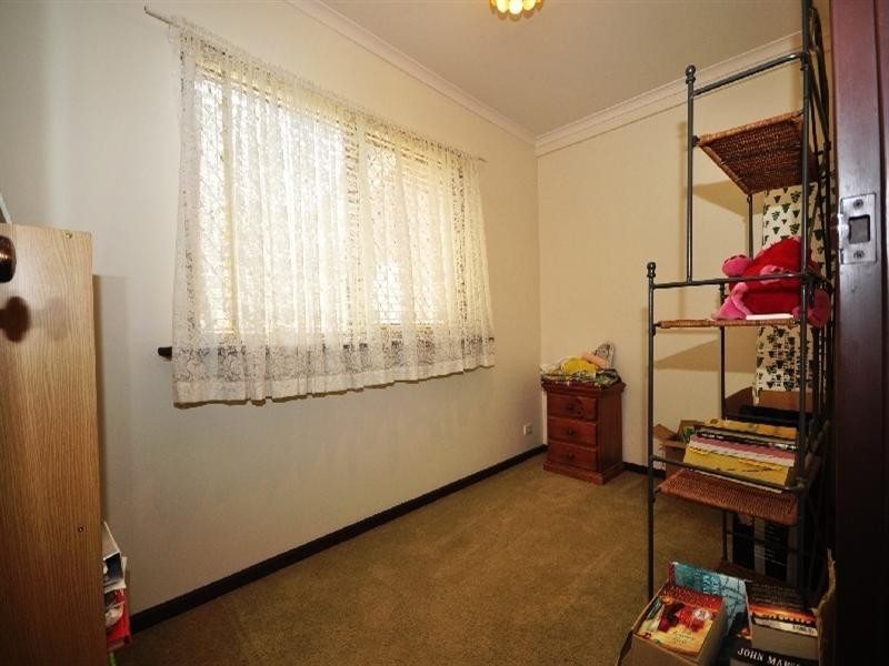 1/4 Douglas Avenue, Salisbury SA 5108