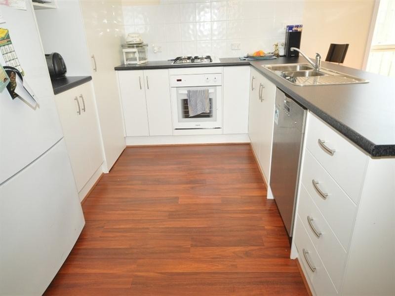 43 Hindmarsh Circuit, Mawson Lakes SA 5095