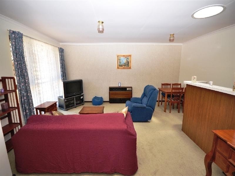 1./4 Douglas Avenue, Salisbury SA 5108