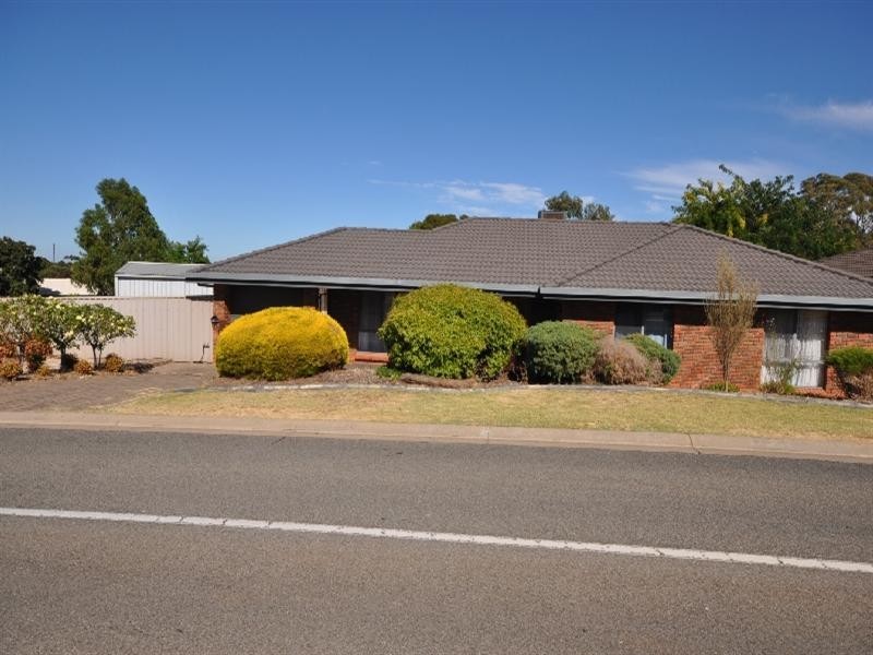 1 Anthony Drive, Hillbank SA 5112
