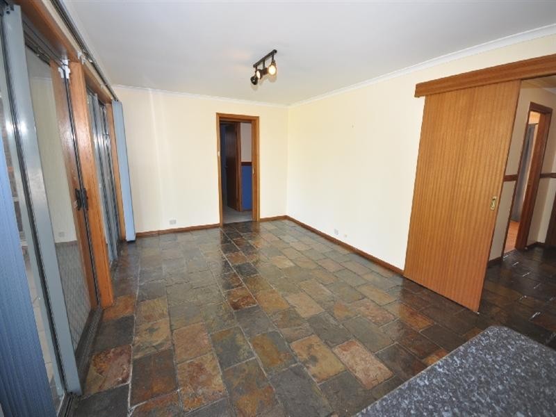 1 Anthony Drive, Hillbank SA 5112