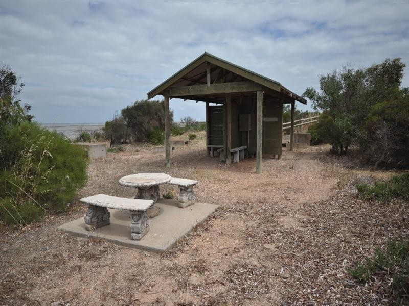 10 Heron Crescent, Thompson Beach SA 5501