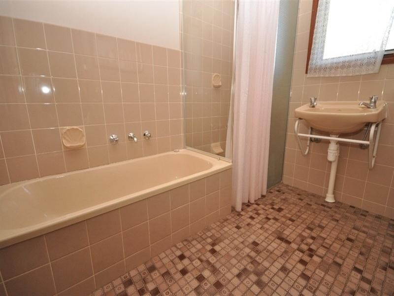 34 Fuller Crescent, Elizabeth East SA 5112