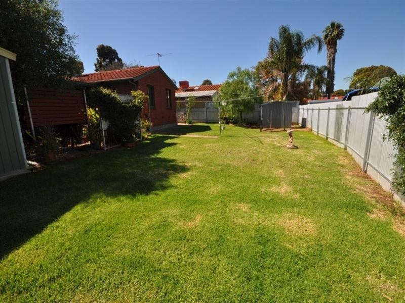 34 Fuller Crescent, Elizabeth East SA 5112