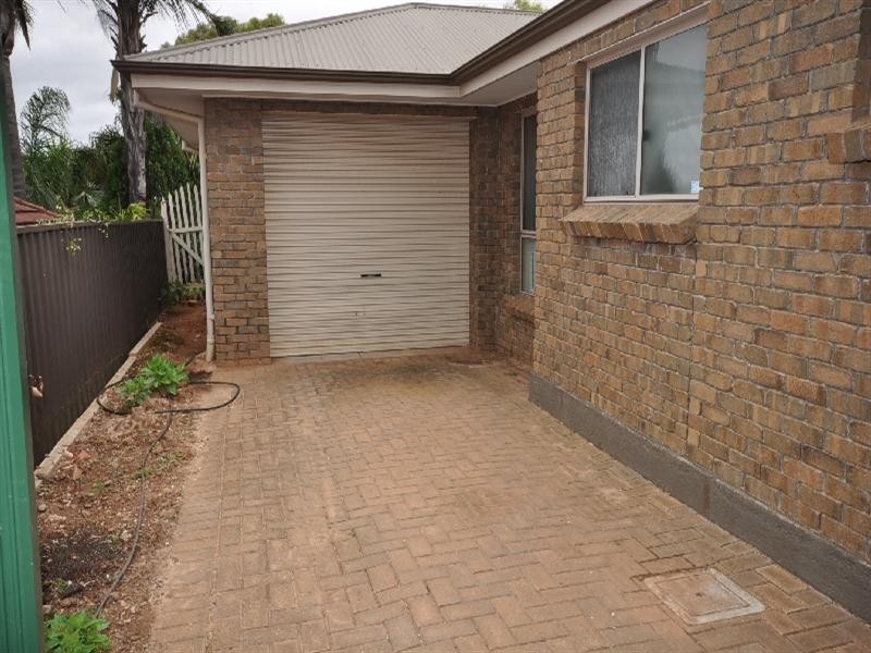 8 Honeysuckle Drive, Hillbank SA 5112